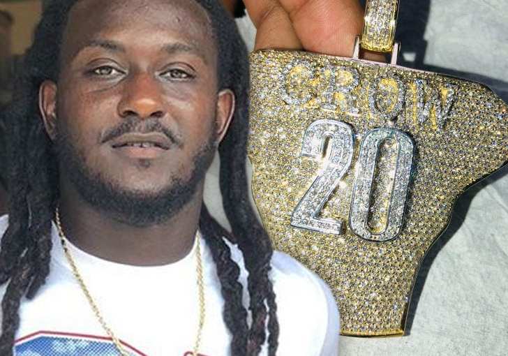 Isaiah Crowell My First Season W/ Jets … Immortalized In $50k Pendant!!!